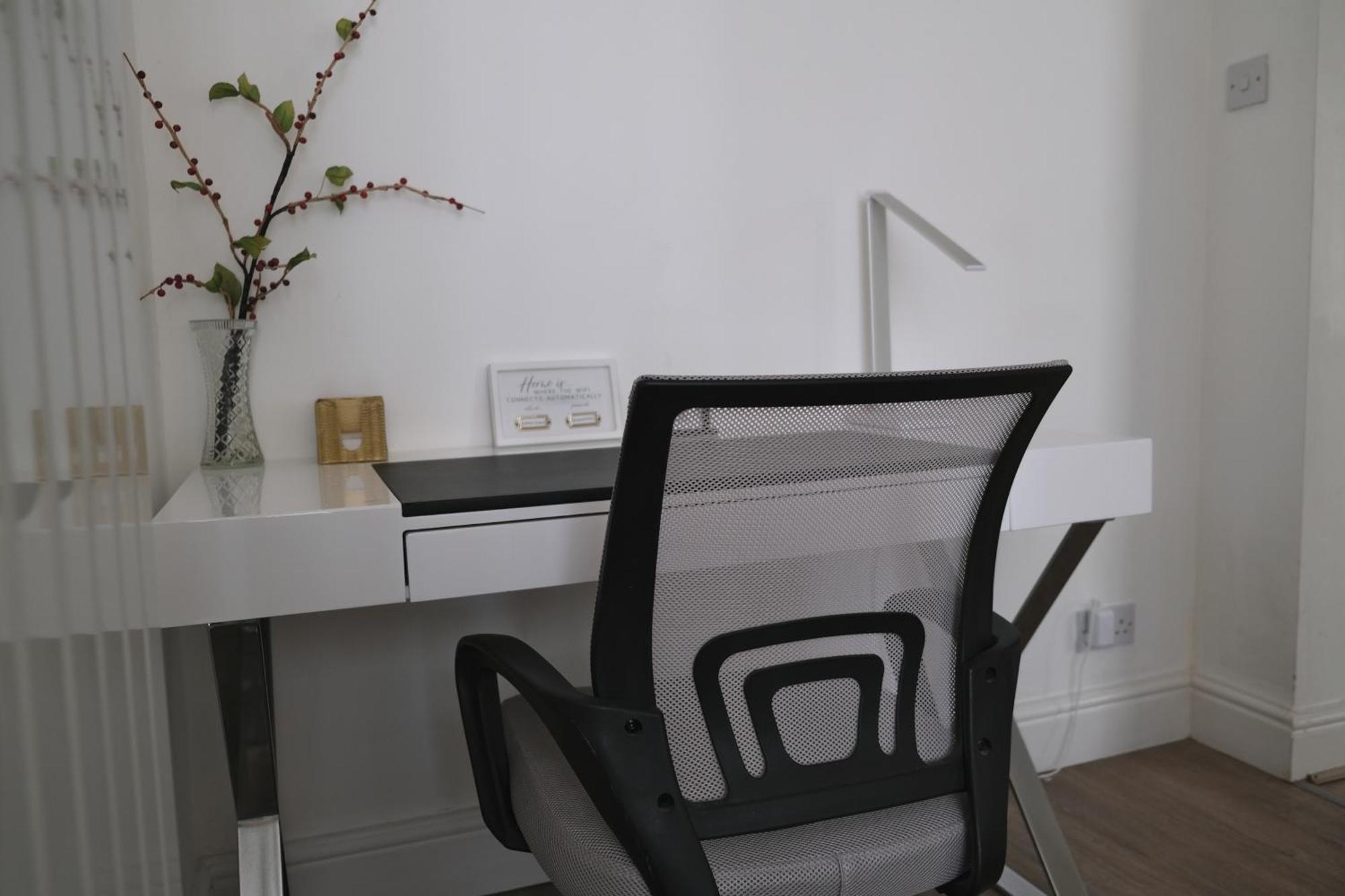 Lynton Road Apartment London Room photo